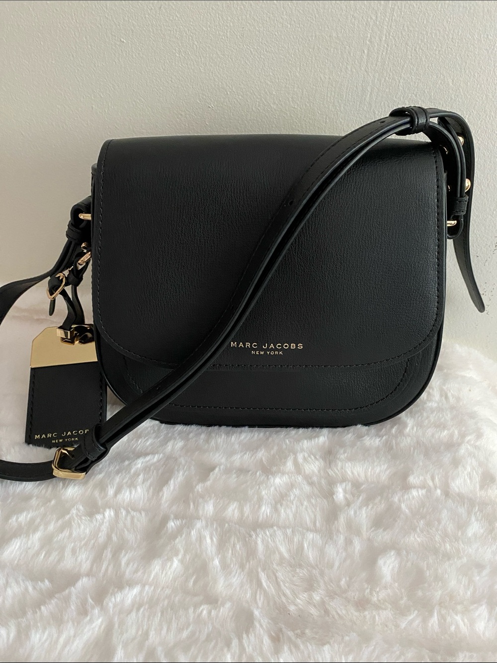Marc Jacobs New York Mini Rider Leather Crossbody Bag in Black And Gold